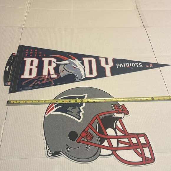 Patriots Brady decorative fabric helmet and pennant with the Goat blue red white - Picture 2 of 7